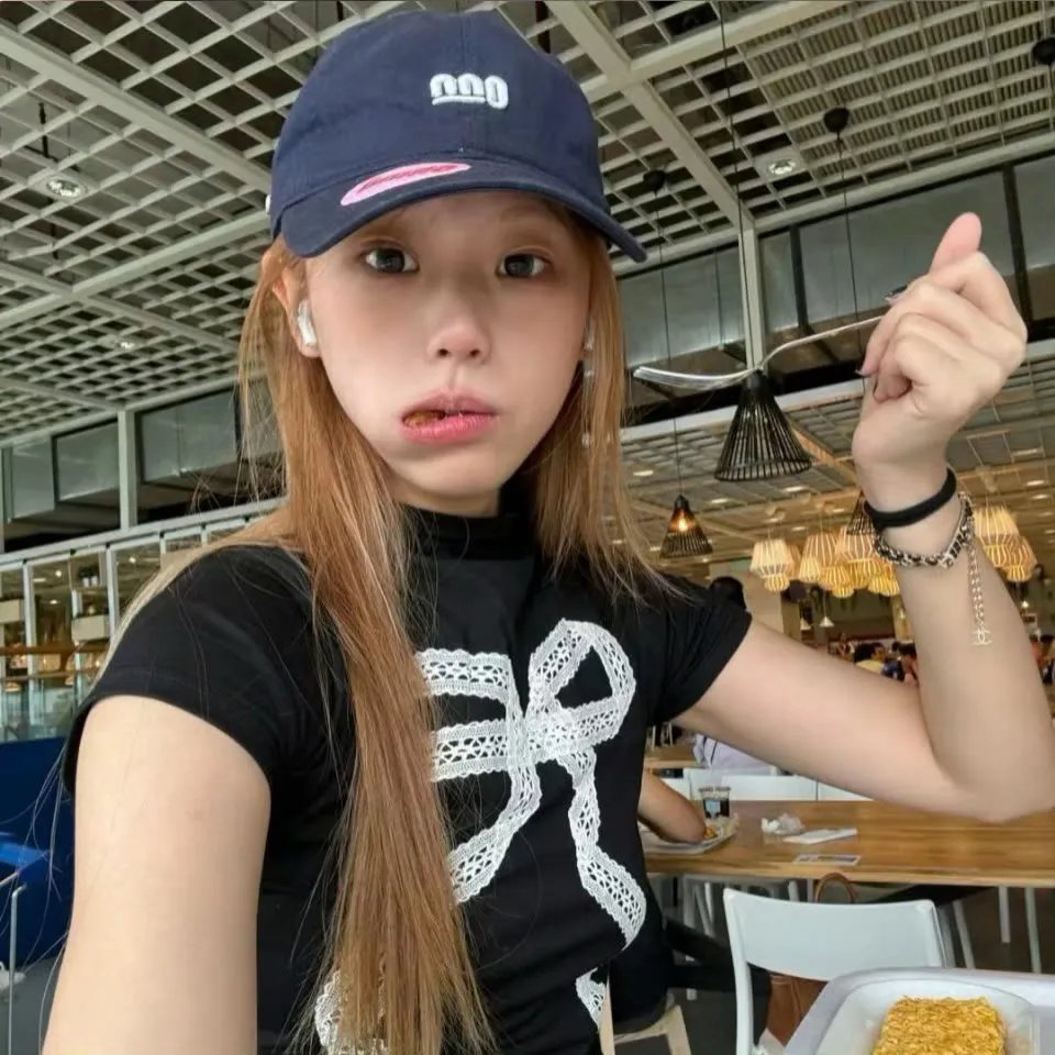 禁足少女罗曼史